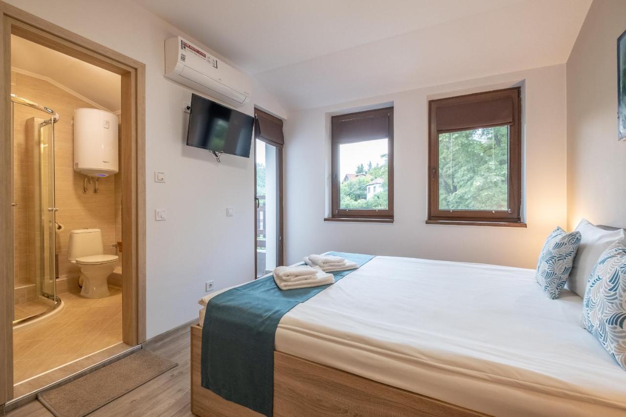 Tarnovgrad Apartments - Free Parking Veliko Tărnovo Exteriör bild