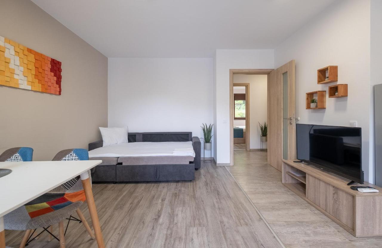 Tarnovgrad Apartments - Free Parking Veliko Tărnovo Exteriör bild