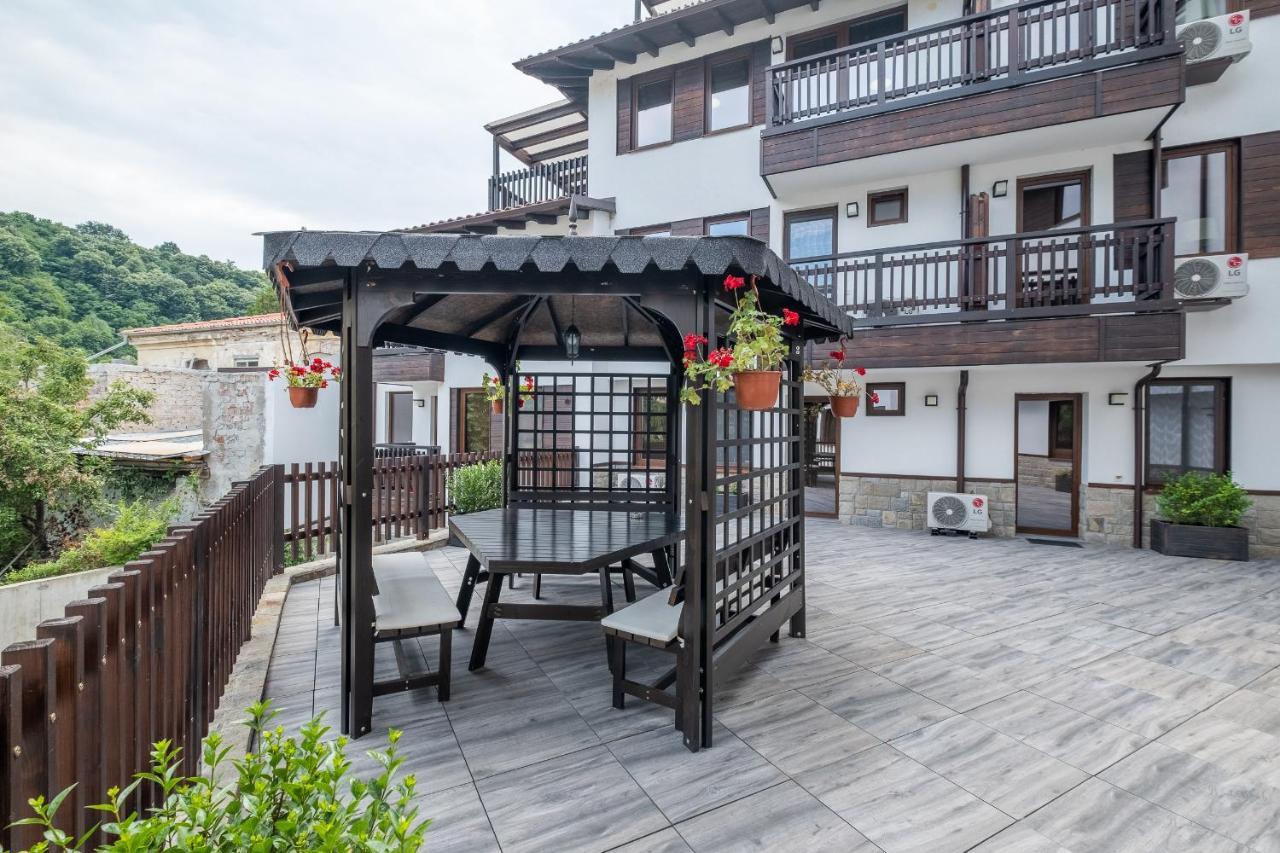 Tarnovgrad Apartments - Free Parking Veliko Tărnovo Exteriör bild