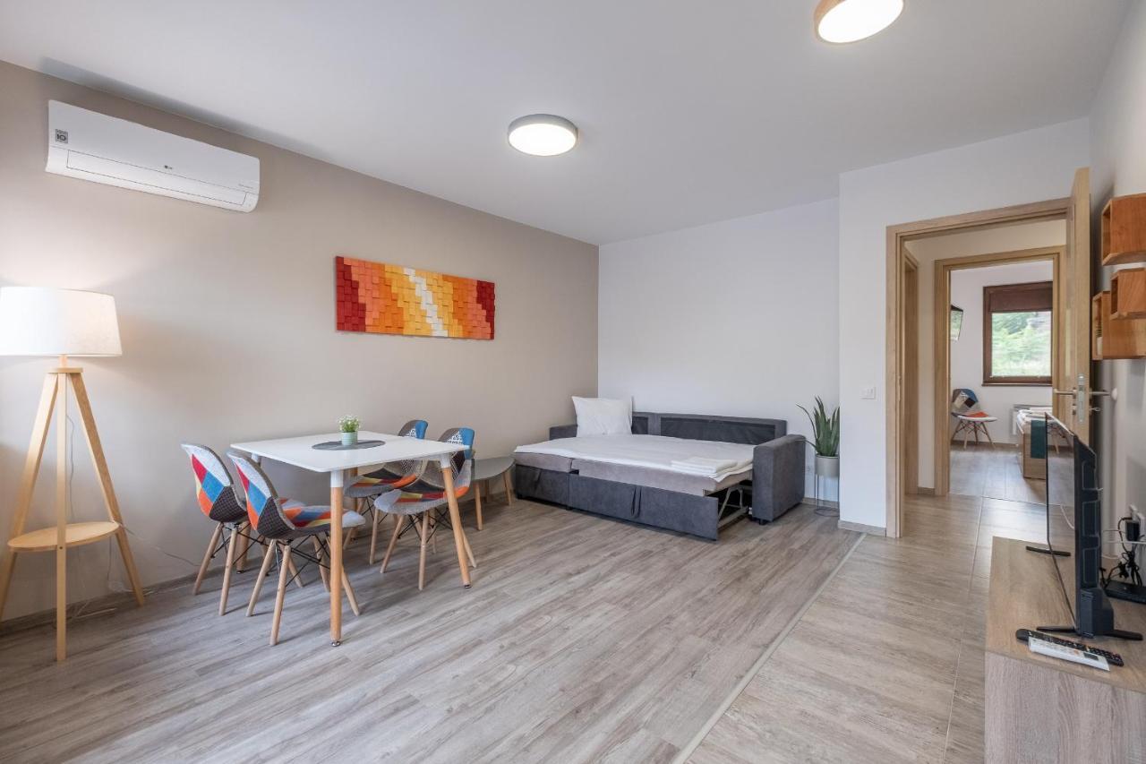 Tarnovgrad Apartments - Free Parking Veliko Tărnovo Exteriör bild